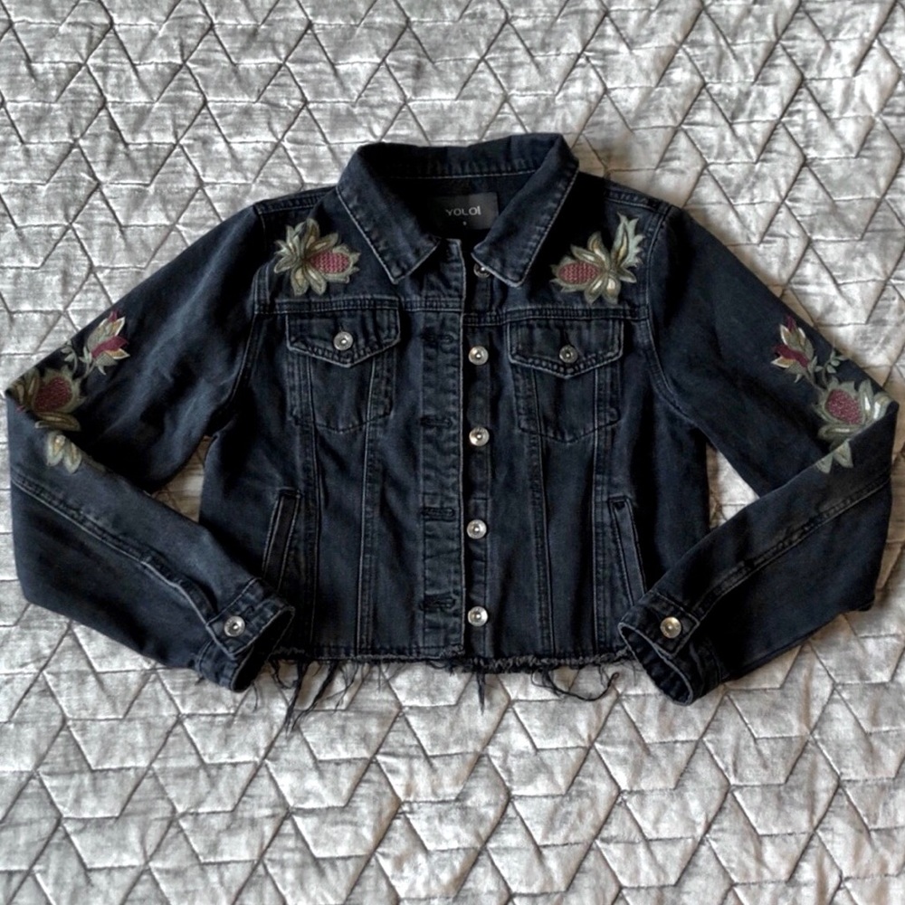 Distressed Edge Cropped Jean Jacket